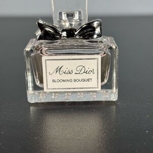 Miss Dior Blooming Bouquet Mini Perfume Dabber Brand New Un Boxed